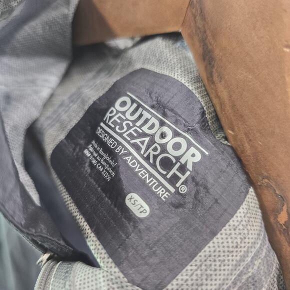 Outdoor Research Jacket Womens XS Black Rain Wind Helium II Coat Ultralight - Picture 2 of 13